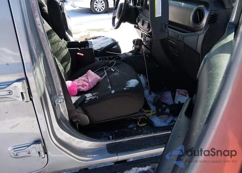 2020 Jeep Gladiator Sport S 4X4 z USA, uszkodzony, nr VIN 1C6JJTAG8LL215229